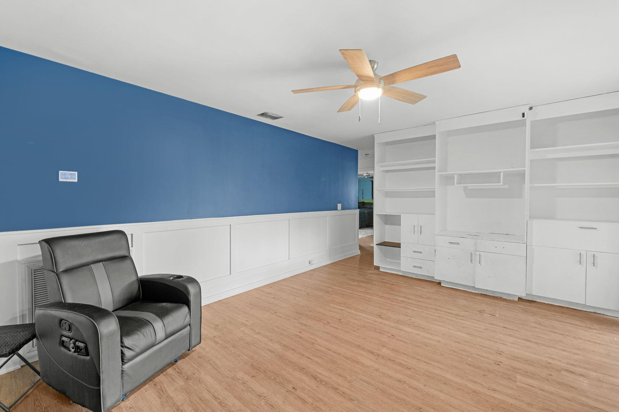 RAIN TREE CORNER SUB - Residential