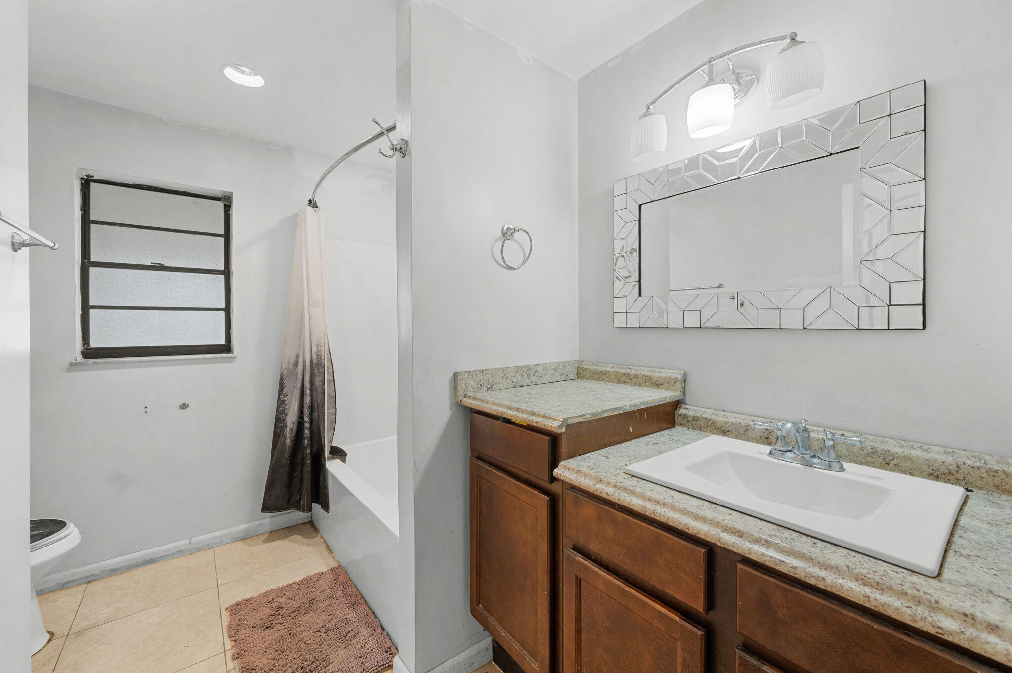 RAIN TREE CORNER SUB - Residential