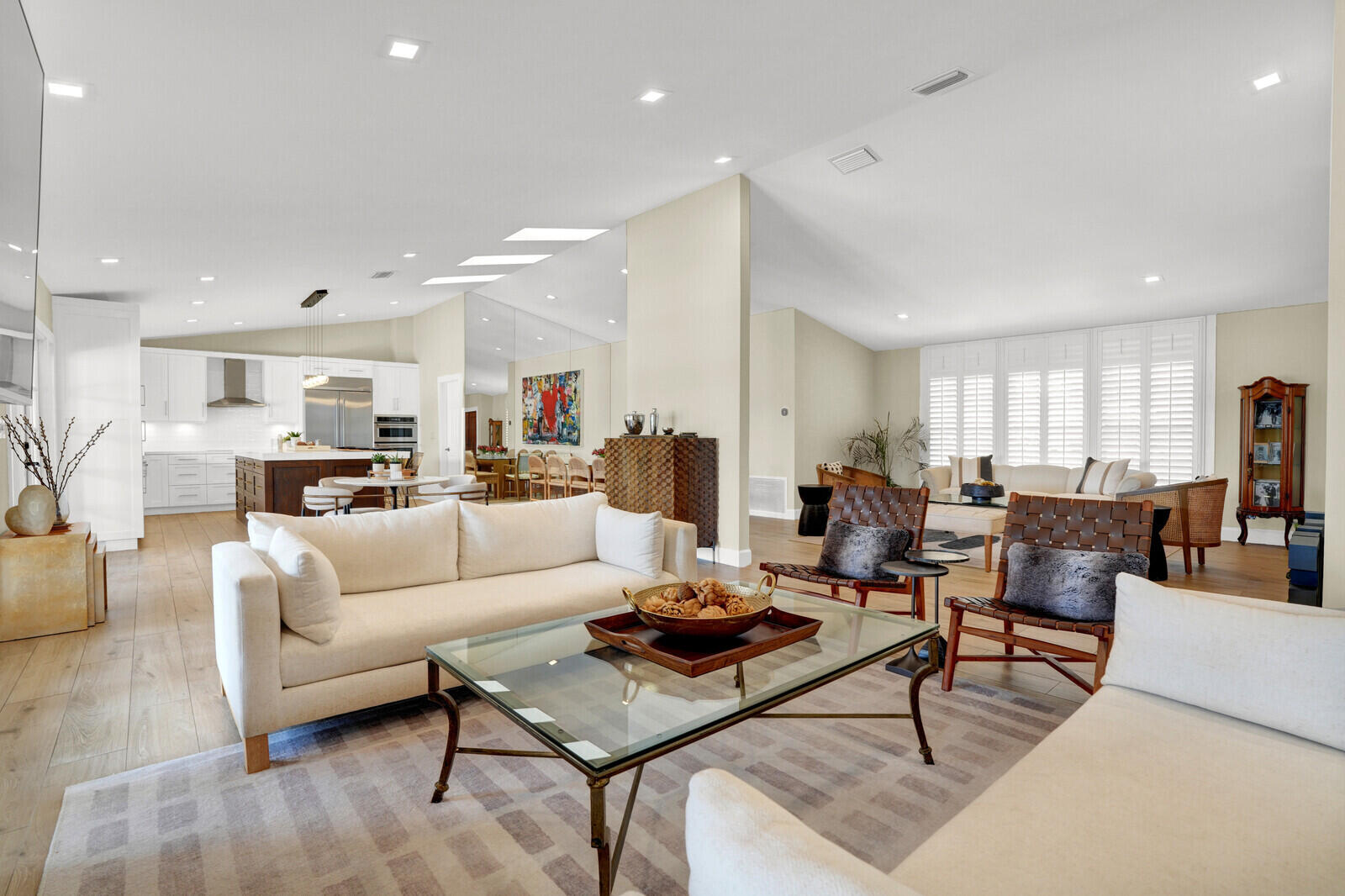 ESTANCIA IV OF VIA VERDE - Residential