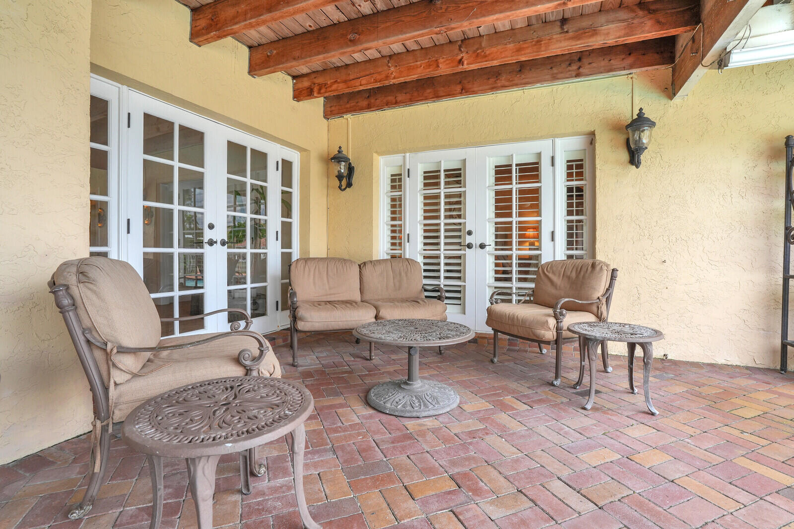 ESTANCIA IV OF VIA VERDE - Residential