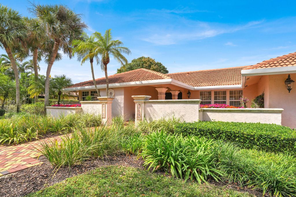 Photo of 7691 Estrella Circle, Boca Raton, FL 33433 (MLS # R11166874)