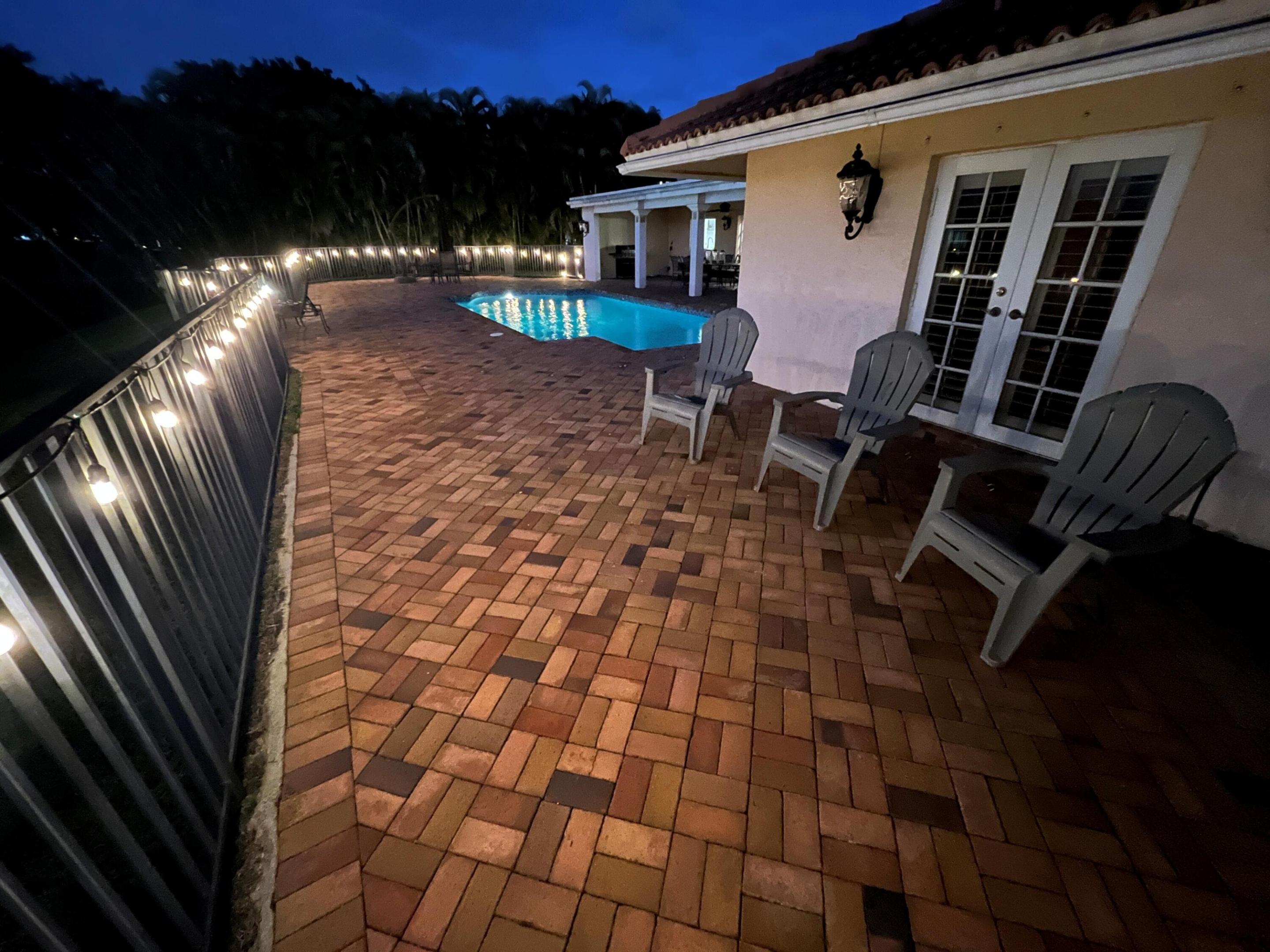 ESTANCIA IV OF VIA VERDE - Residential