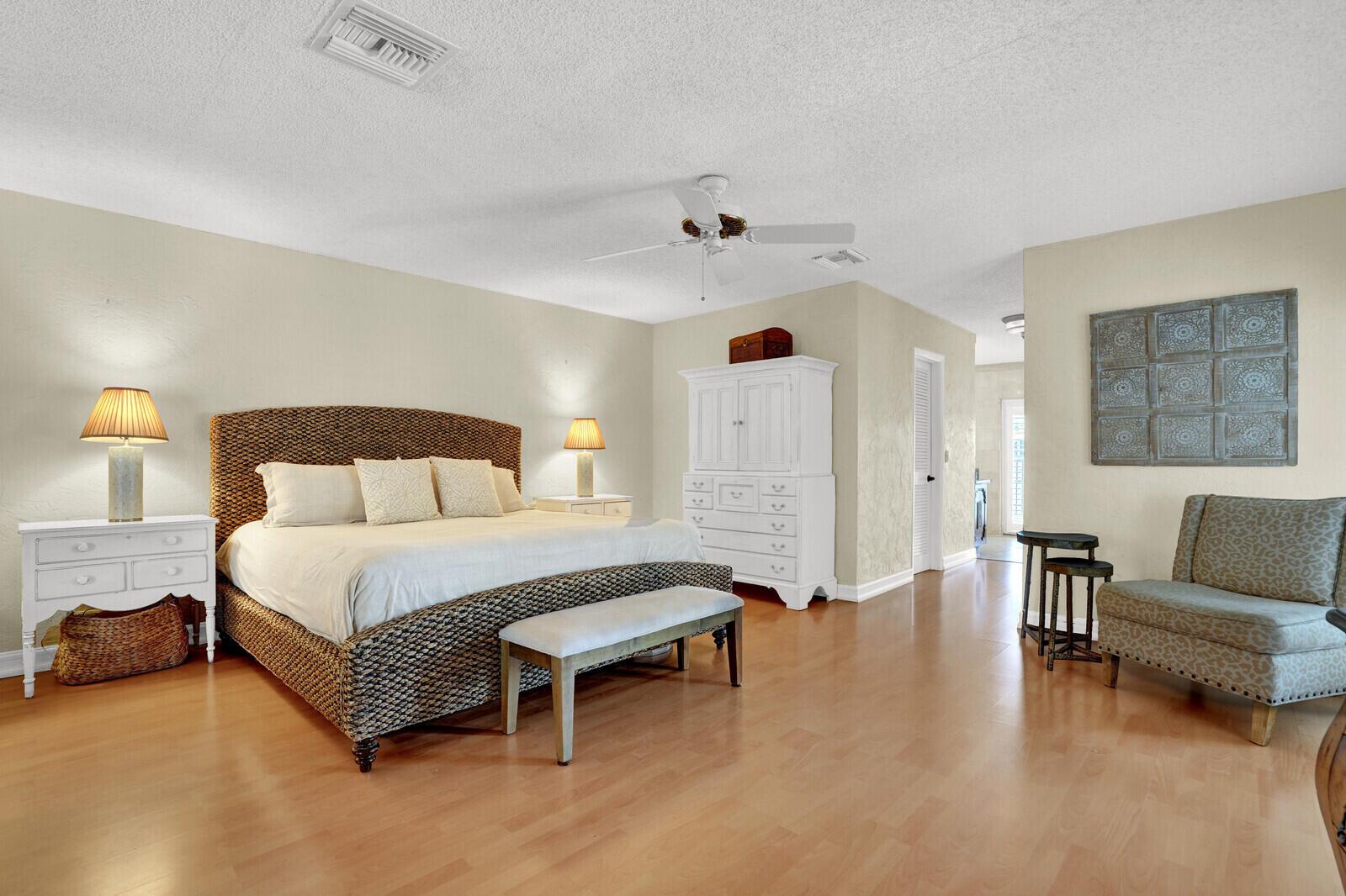 ESTANCIA IV OF VIA VERDE - Residential