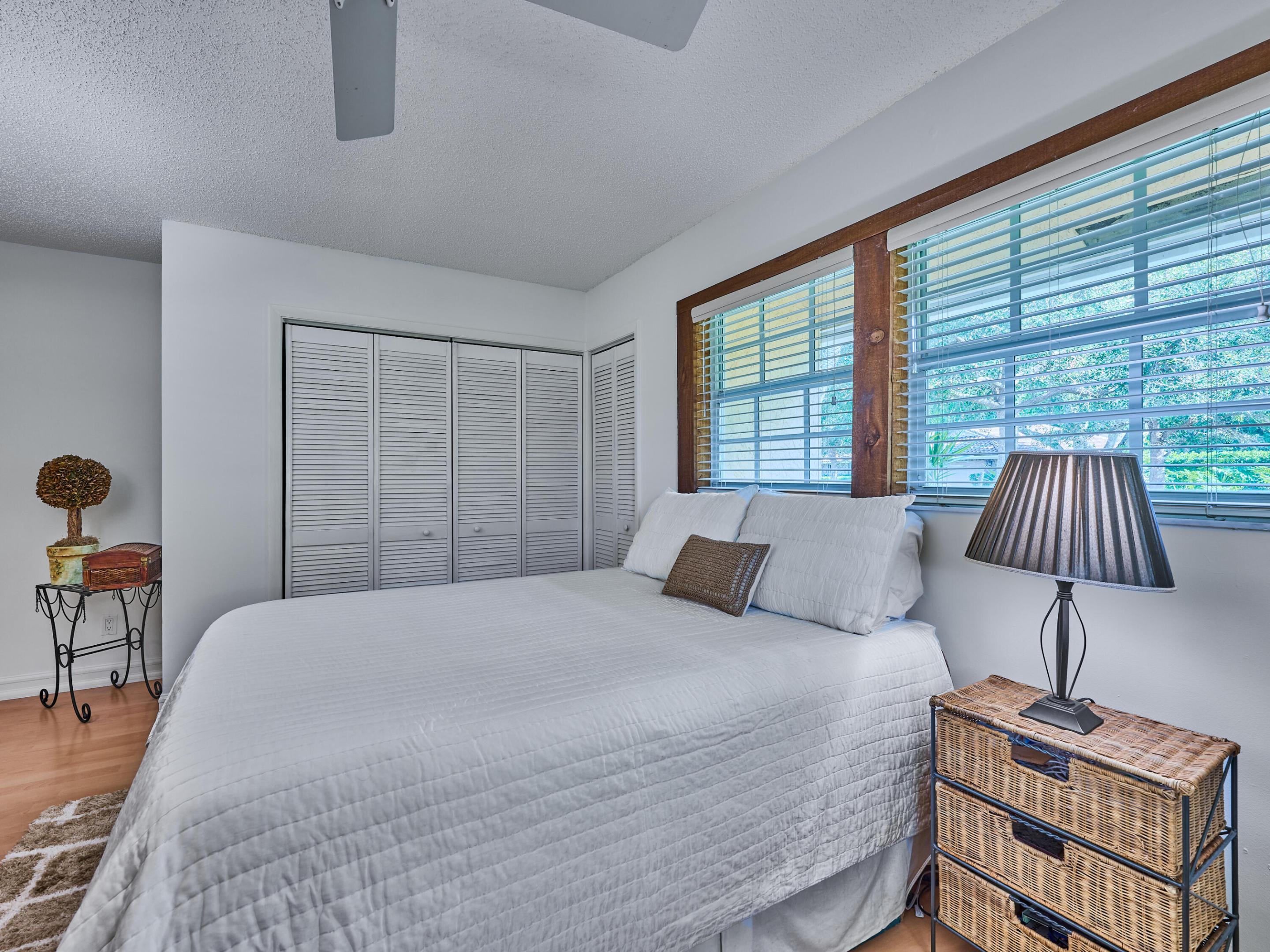 ESTANCIA IV OF VIA VERDE - Residential