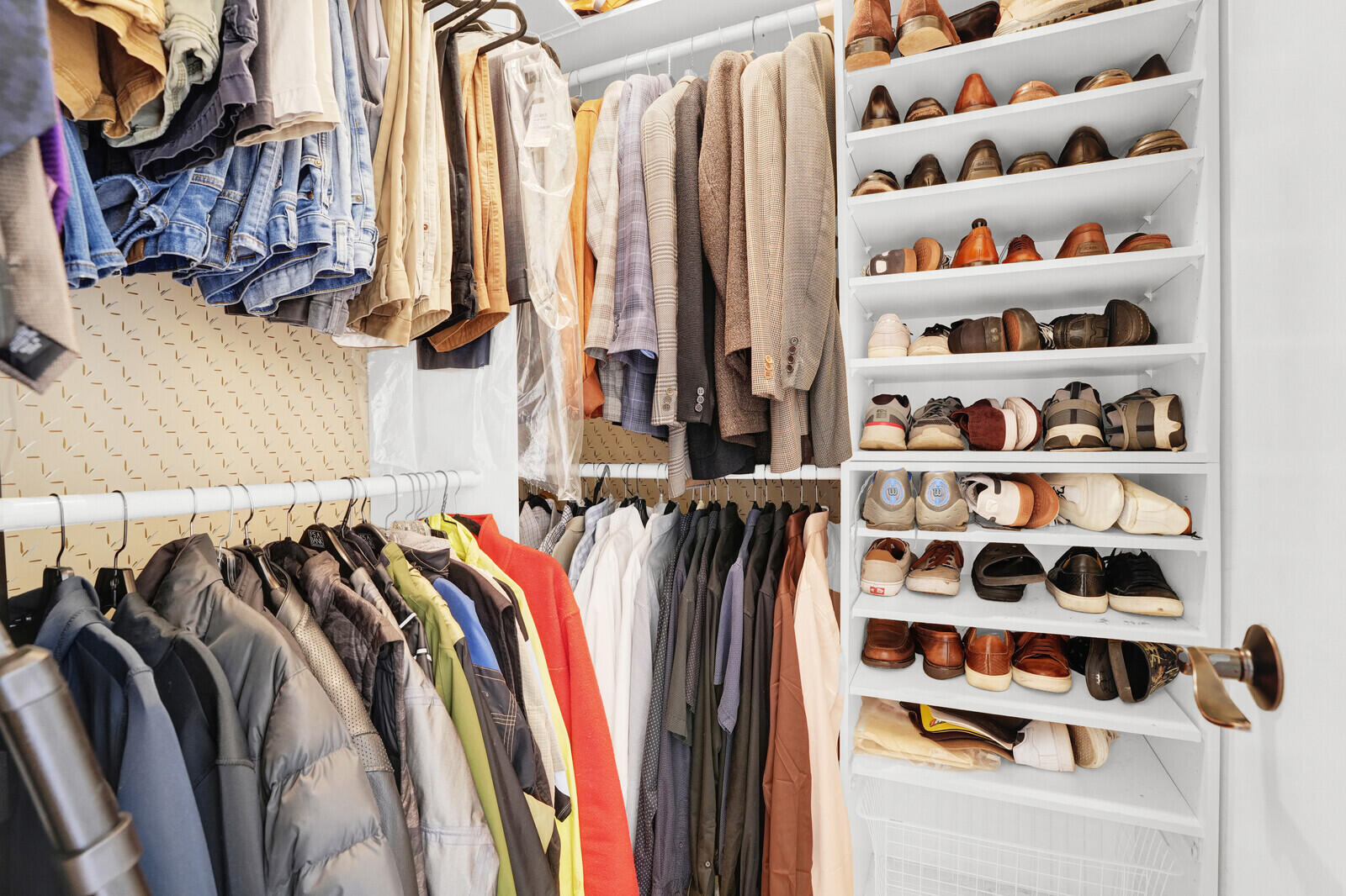 ESTANCIA IV OF VIA VERDE - Residential