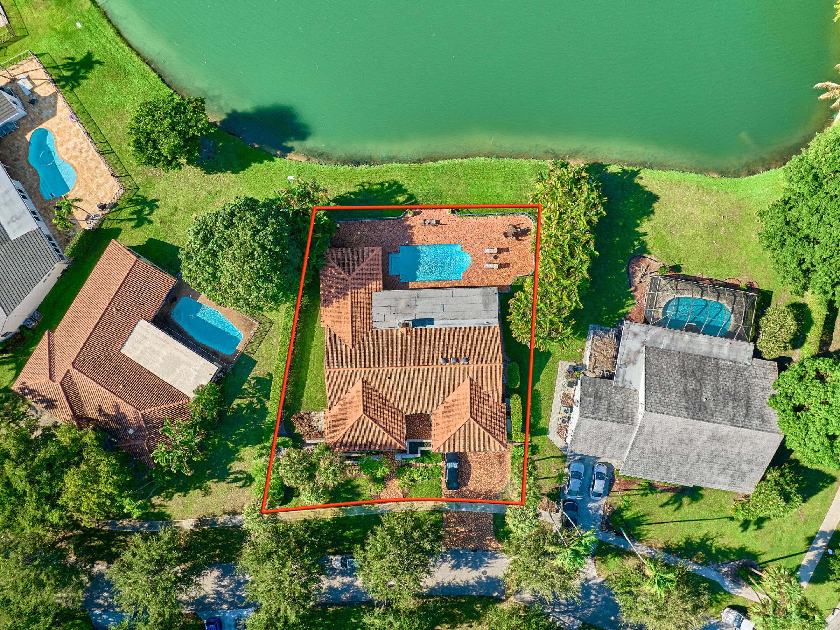 ESTANCIA IV OF VIA VERDE - Residential