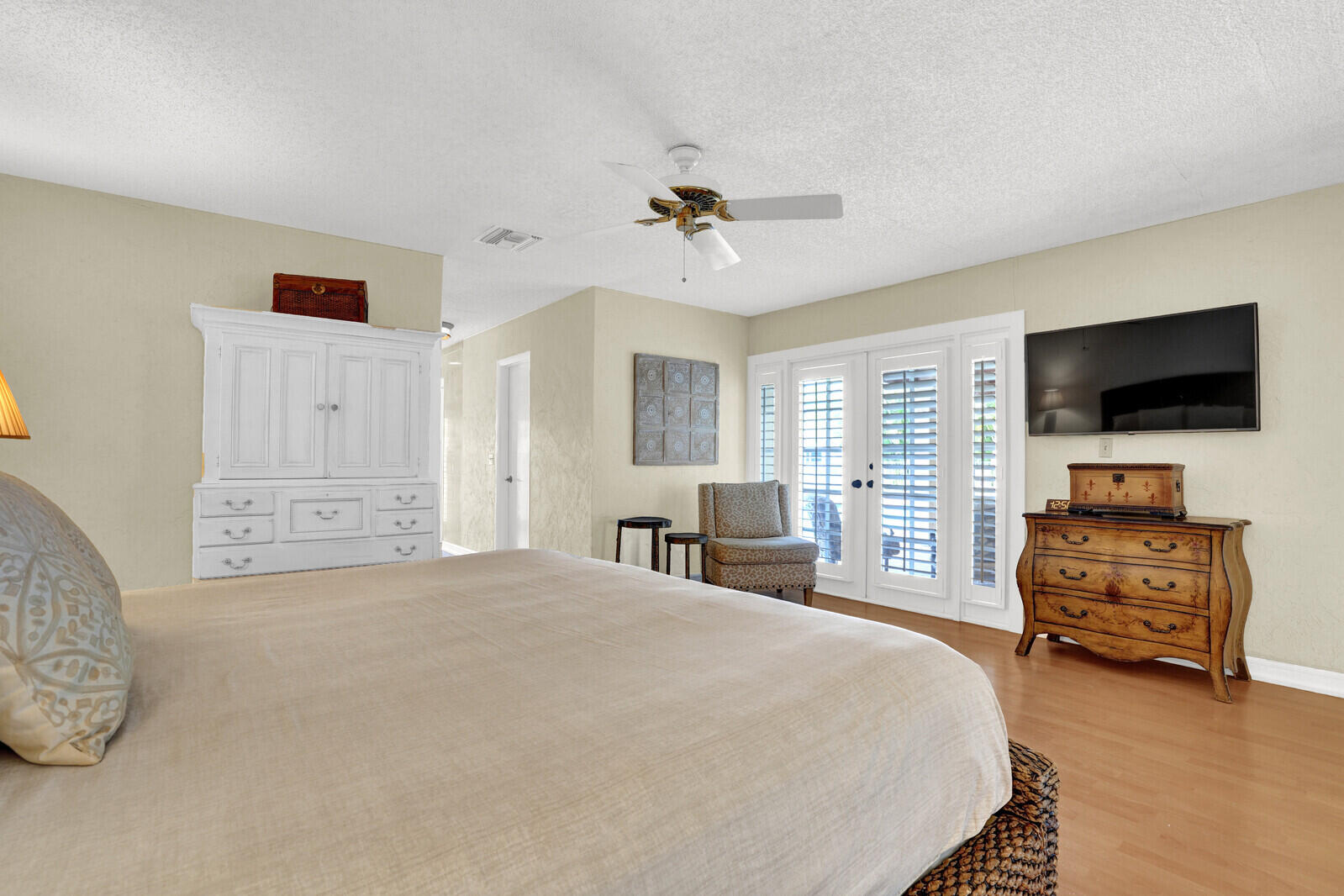 ESTANCIA IV OF VIA VERDE - Residential