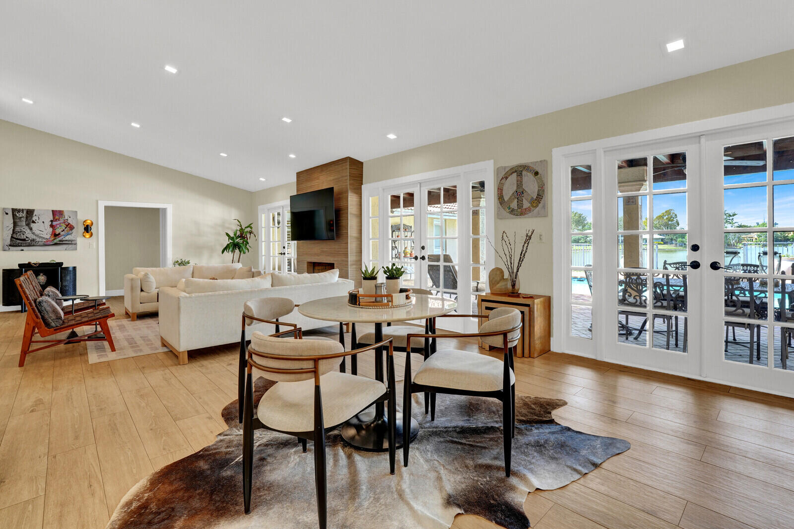 ESTANCIA IV OF VIA VERDE - Residential