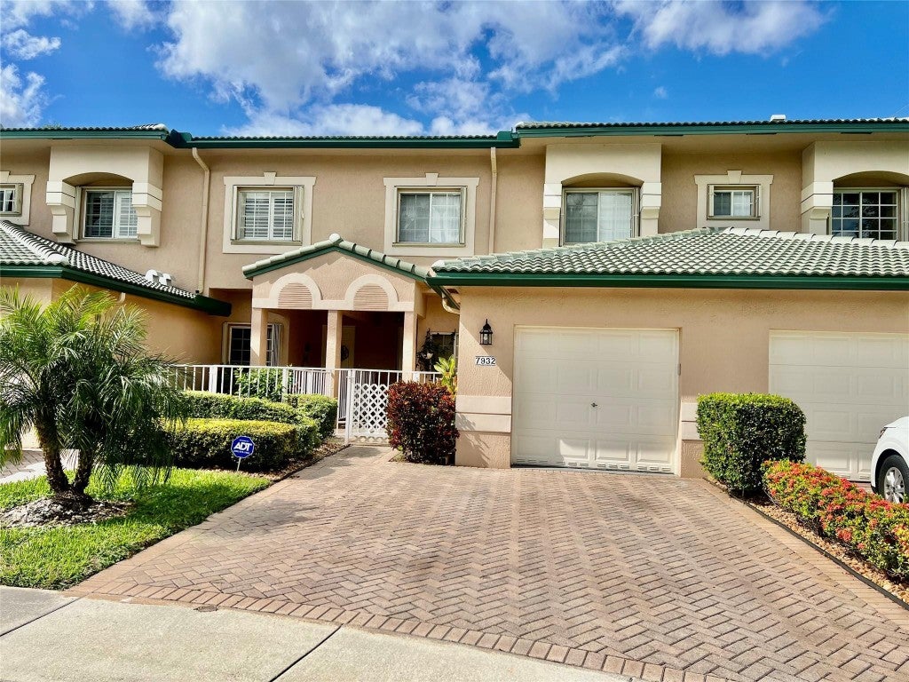 Photo of 7932 Exeter Circle #7932, Tamarac, FL 33321 (MLS # F10535108)