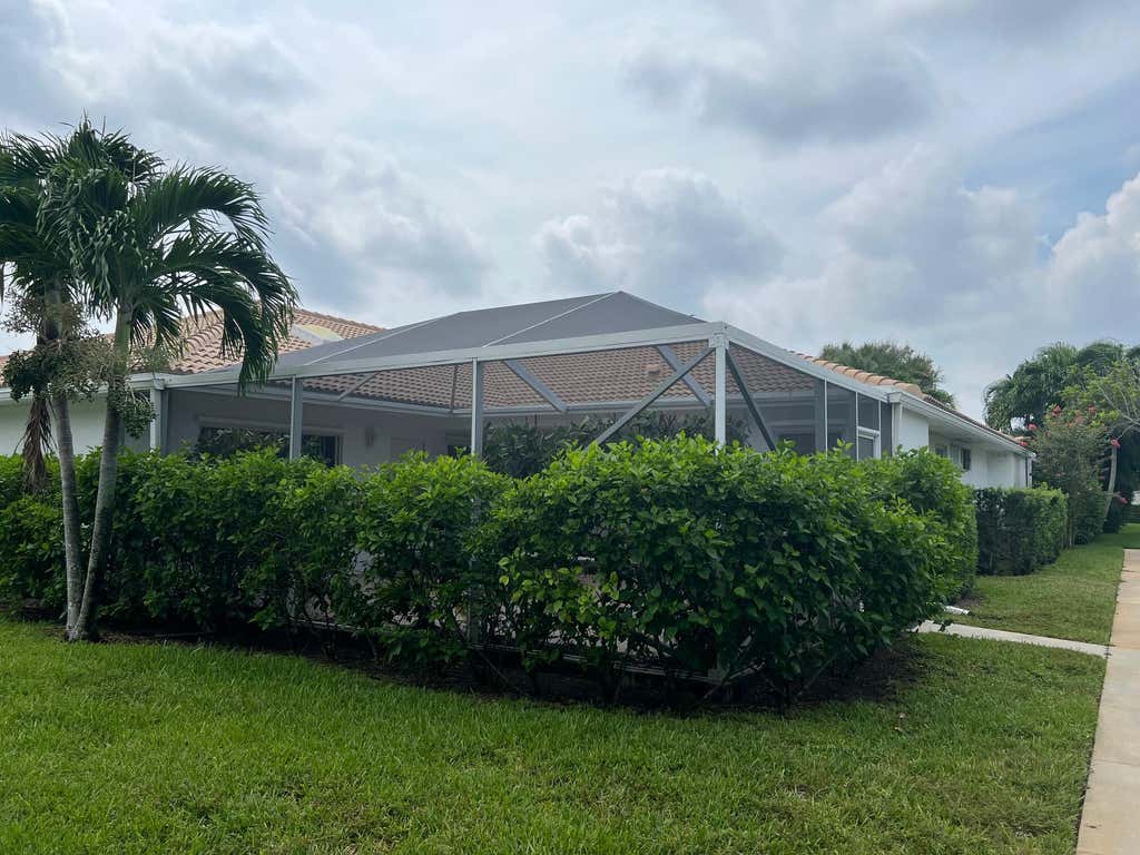 Photo of 6002 Red Oak Court, Palm Beach Gardens, FL 33410 (MLS # R11122155)