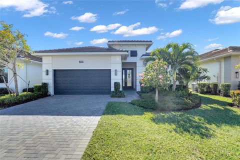 15798 Cresswind Pl The Acreage FL 33470