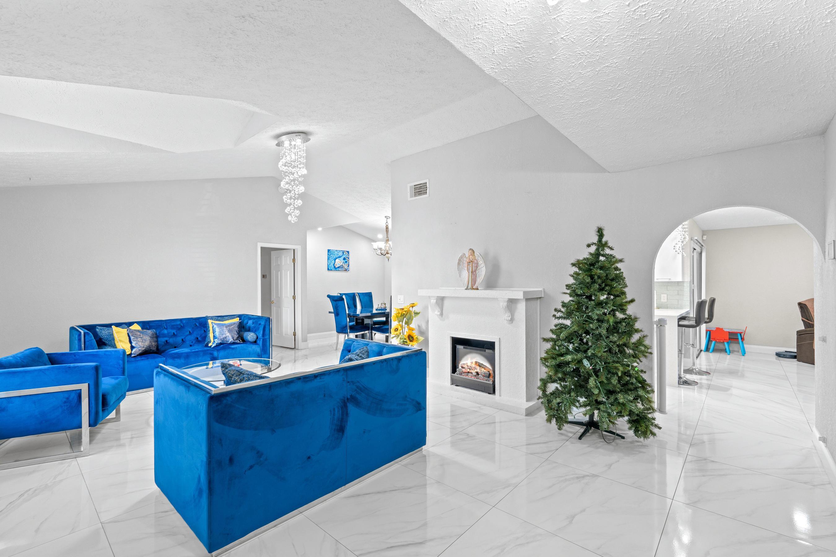 1621 SE Mistletoe Street