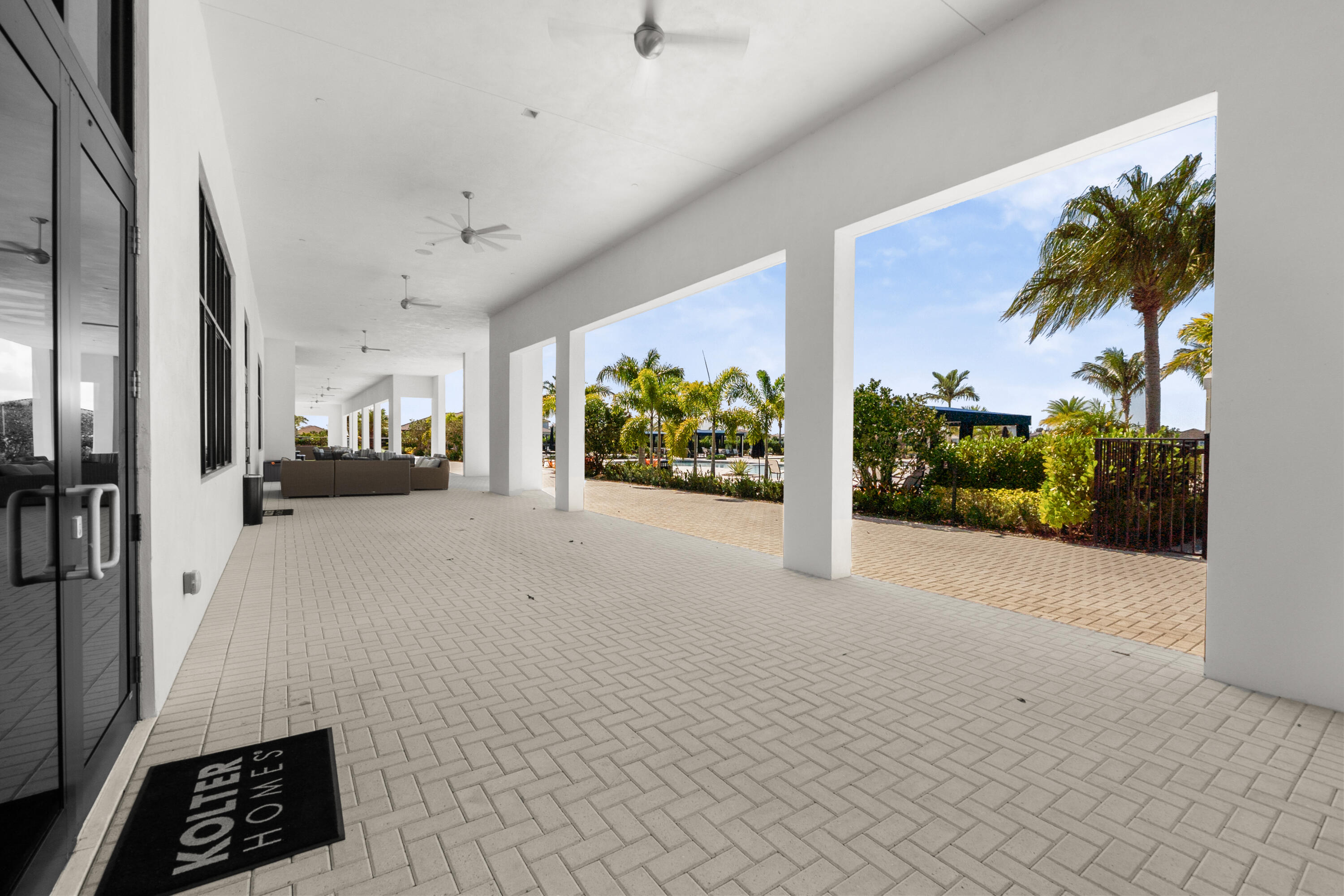CRESSWIND PALM BEACH - Residential