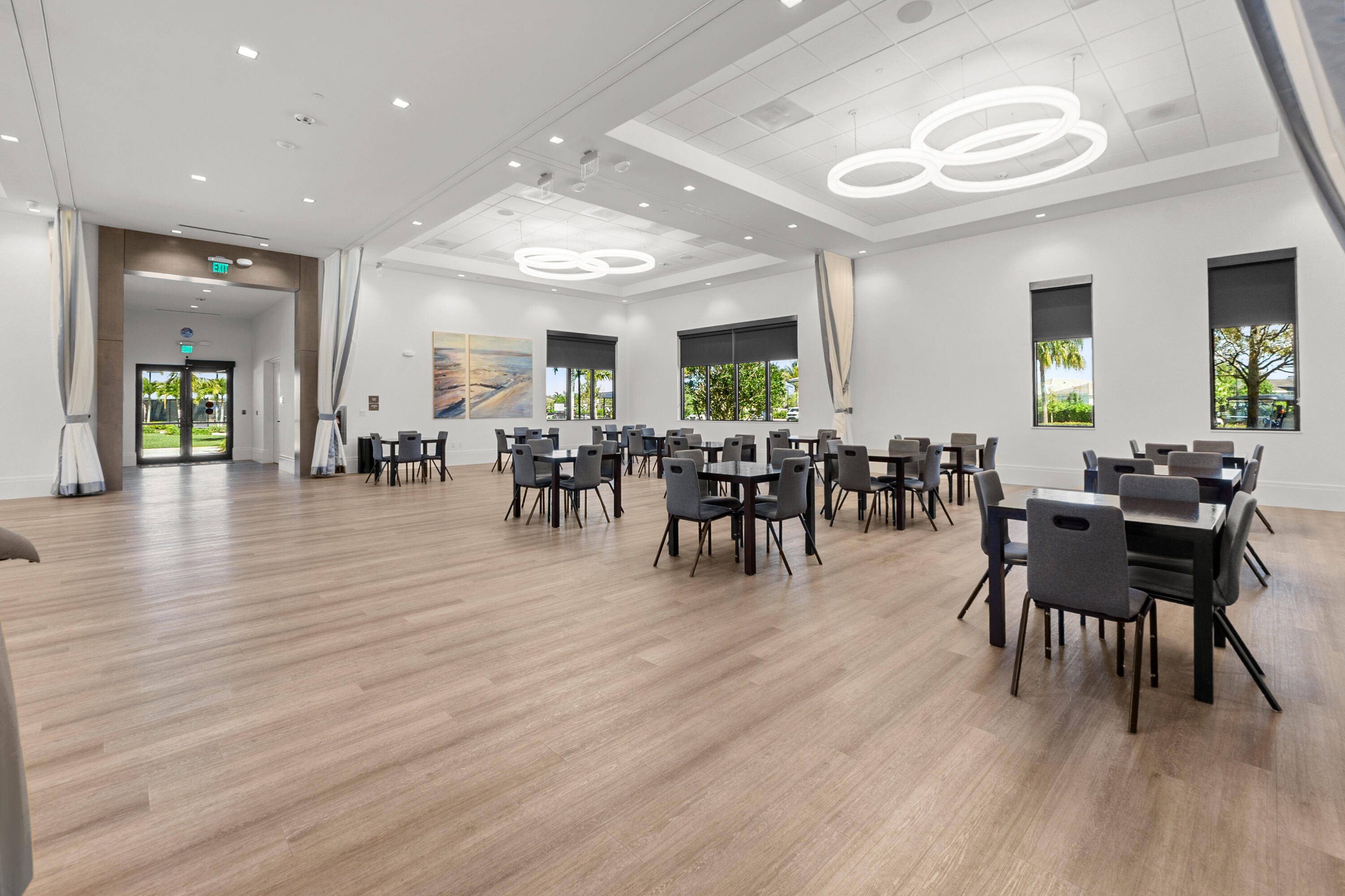 CRESSWIND PALM BEACH - Residential