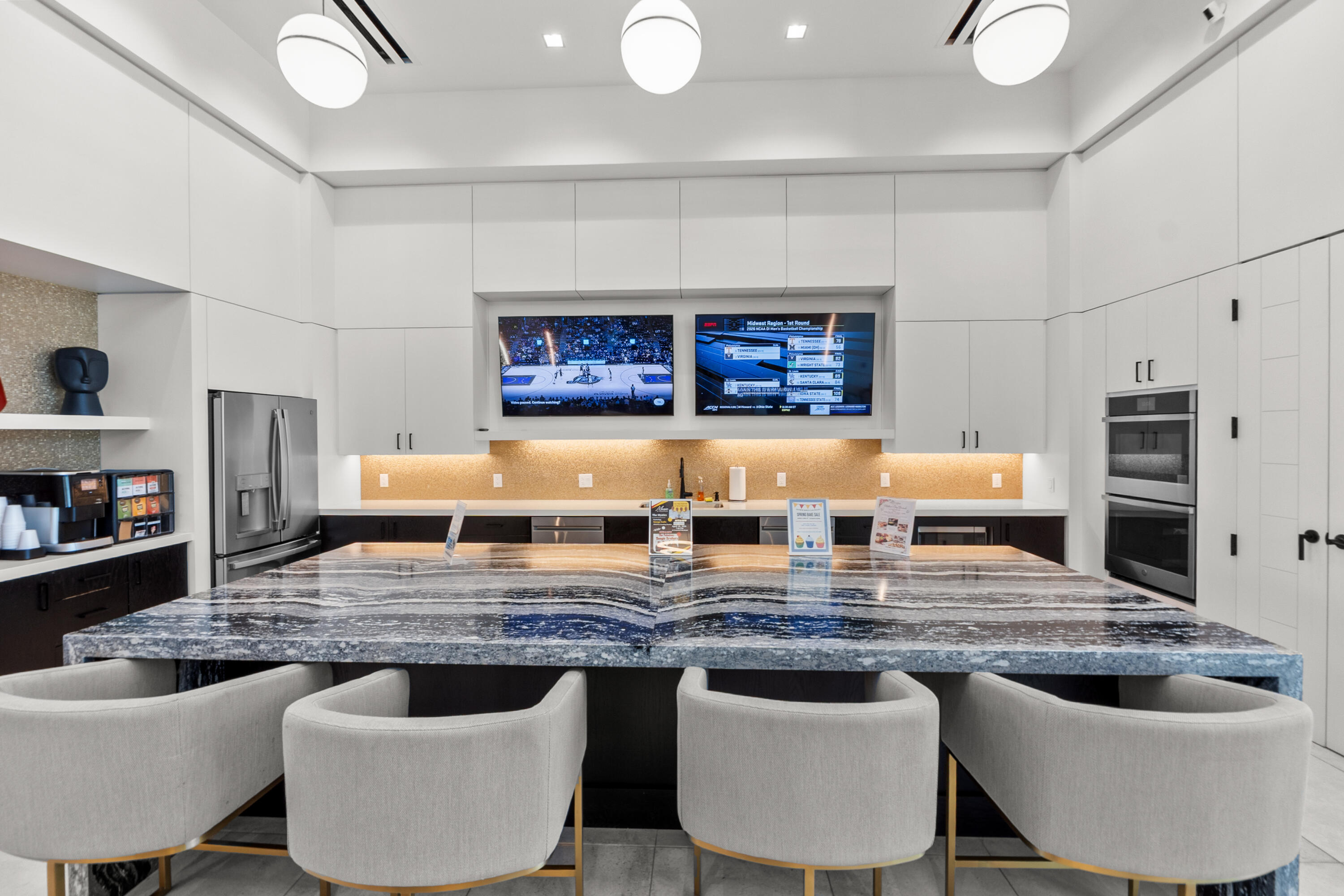 CRESSWIND PALM BEACH - Residential