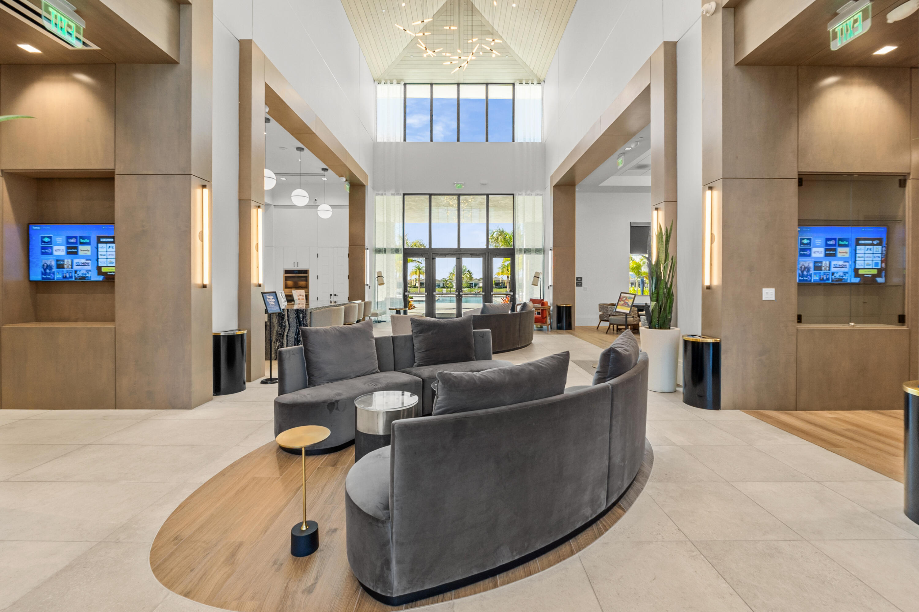 CRESSWIND PALM BEACH - Residential