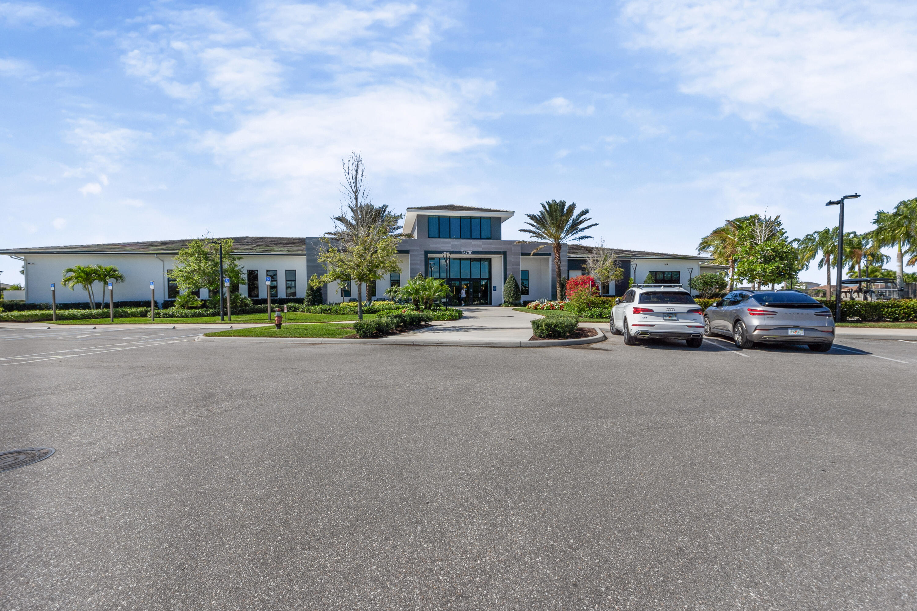 CRESSWIND PALM BEACH - Residential