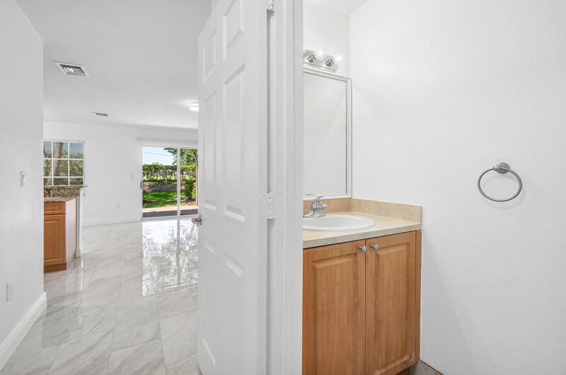 6635 Old Farm Trail