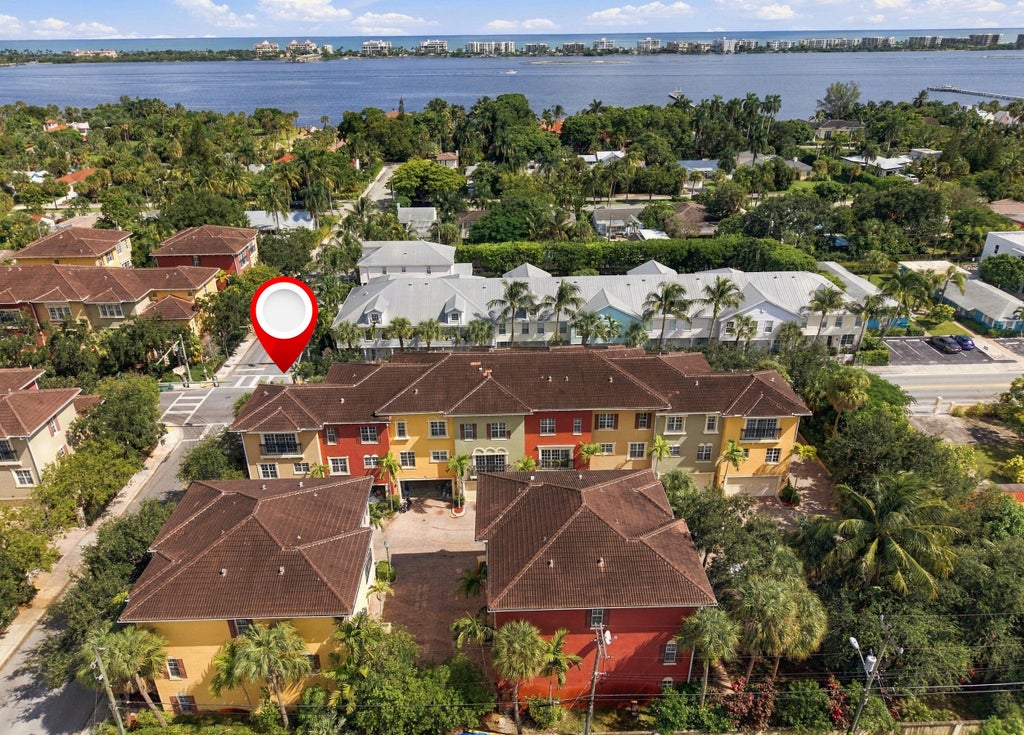 Photo of 601 S Federal Highway #25, Lake Worth, FL 33460 (MLS # B26091948)