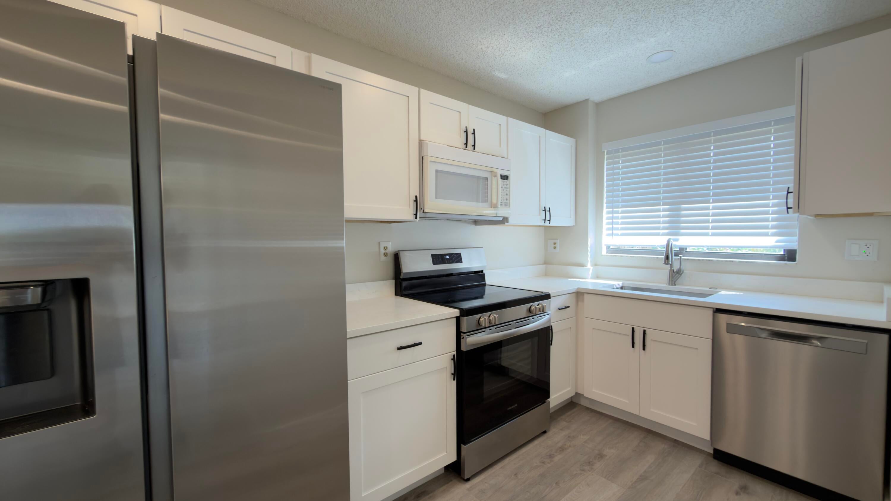 160 BELLA VISTA Court N 60