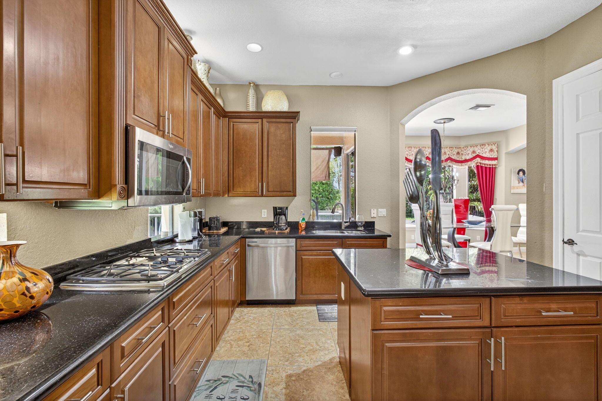 3501 Collonade Drive