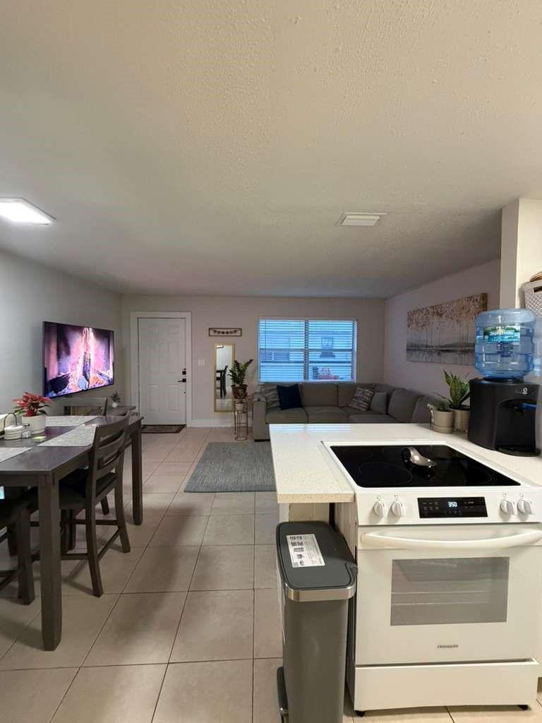 Sunnyside Park - Residential Lease