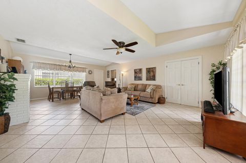 A home in Deerfield Beach