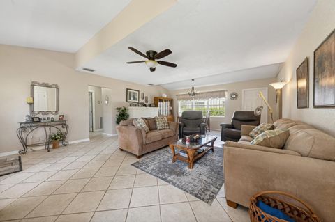 A home in Deerfield Beach