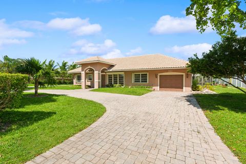 A home in Deerfield Beach