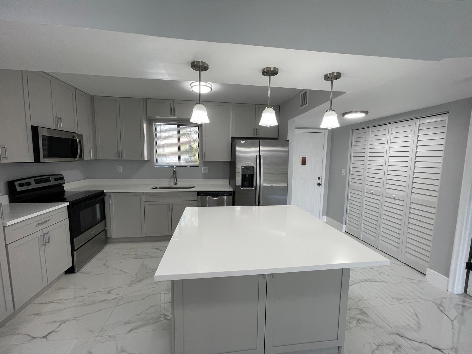 RIVERS EDGE AT OAKWOOD - Residential