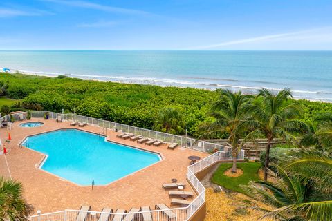 A home in Hutchinson Island