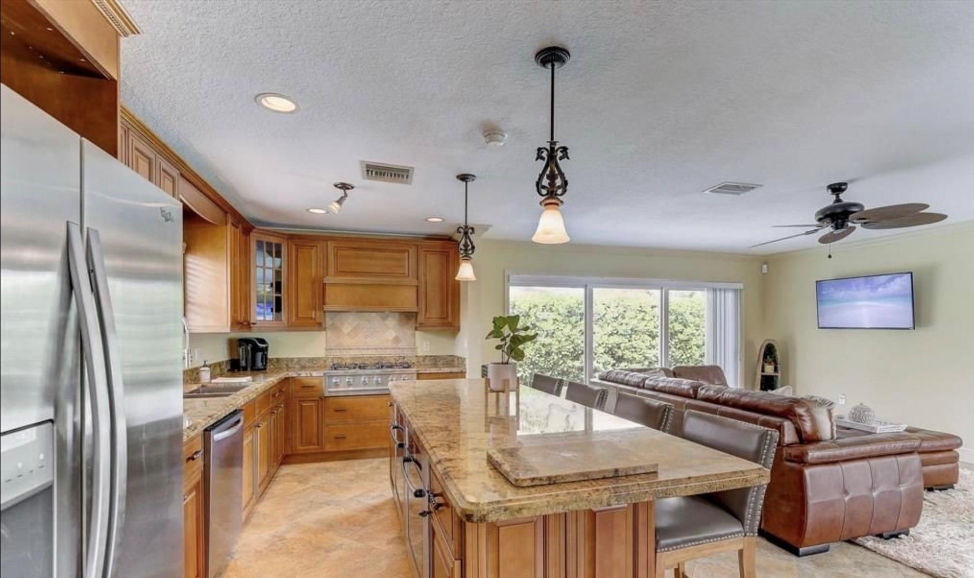 CYPRESS POINT - Residential