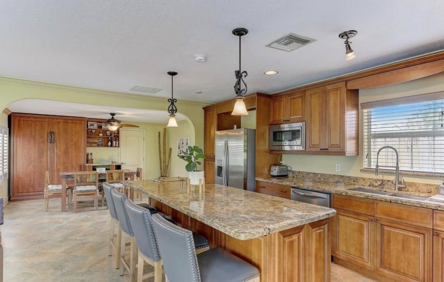 CYPRESS POINT - Residential