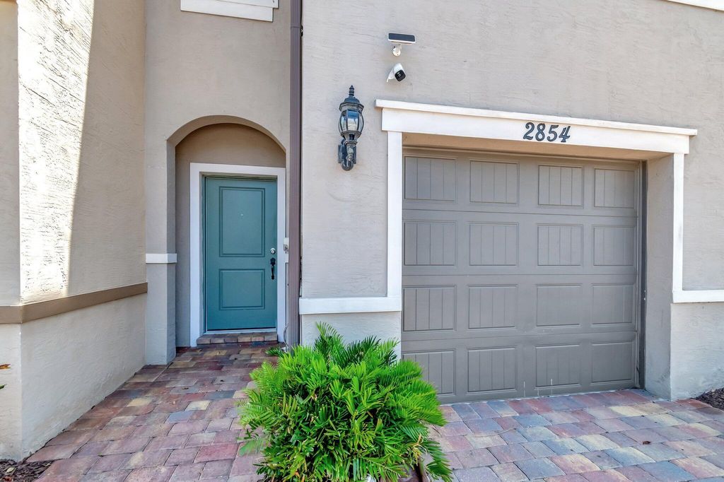 Photo of 2854 Bard Street, Palm Springs, FL 33406 (MLS # B26026207)