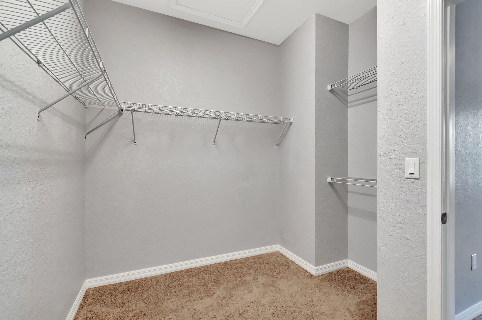 PRESTON SQUARE - Residential Lease