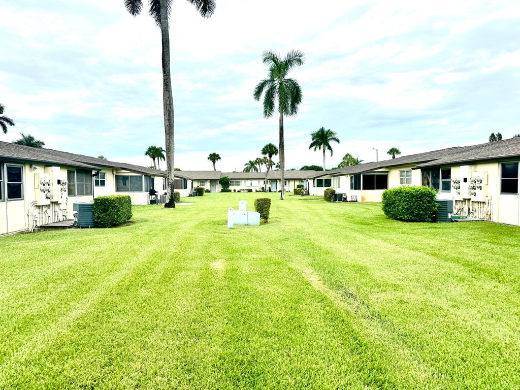 Photo of 2751 Ashley Drive E #D, West Palm Beach, FL 33415 (MLS # B26082321)