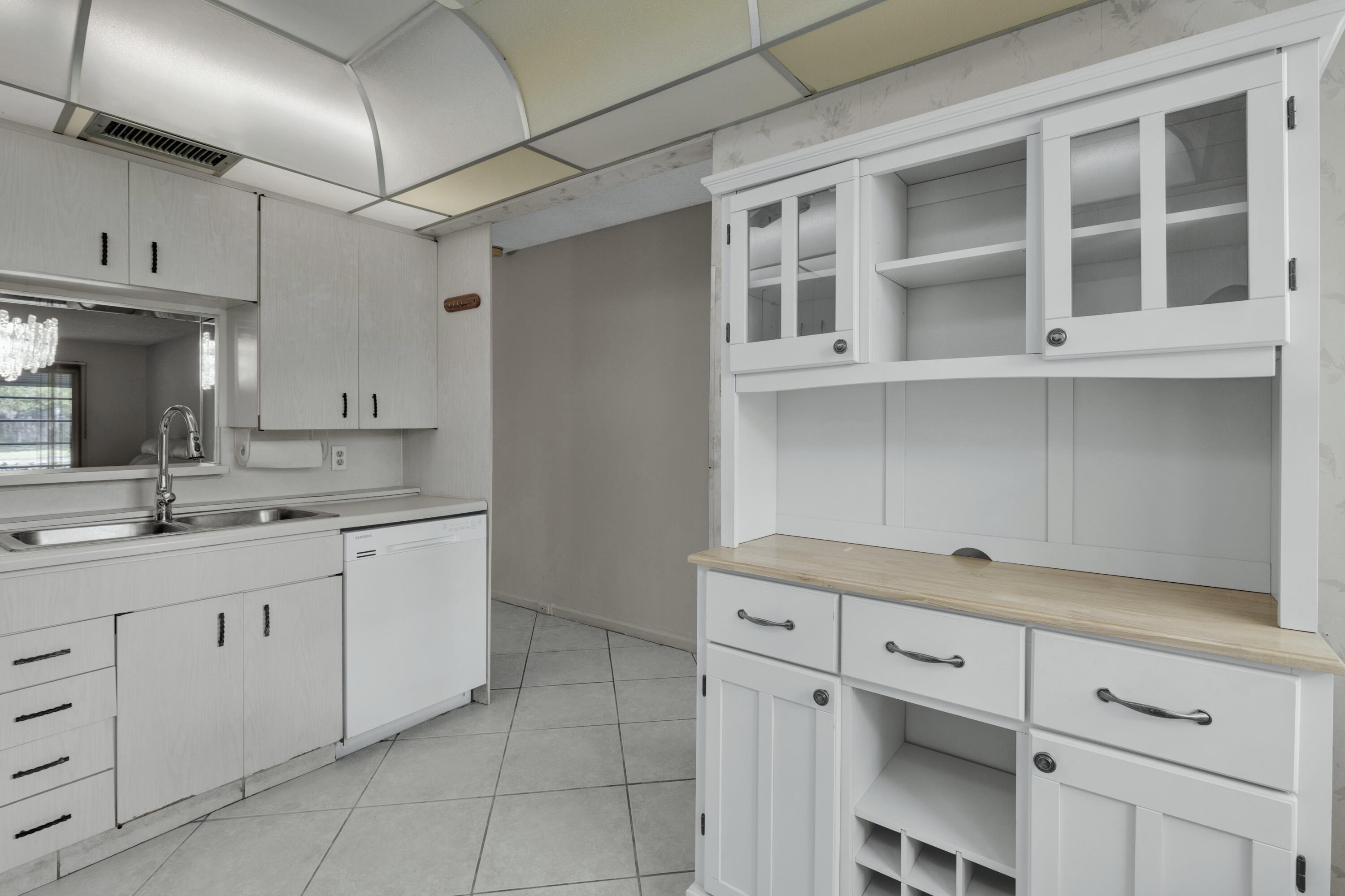 ANTIGUA VILLAGE I D CONDO - Residential