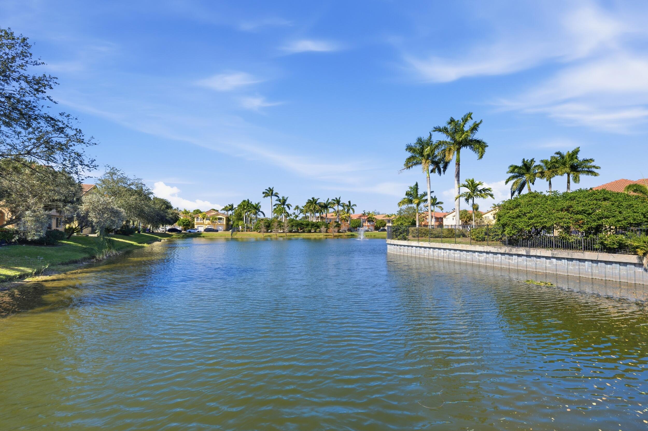 SIERRA BAY - Residential