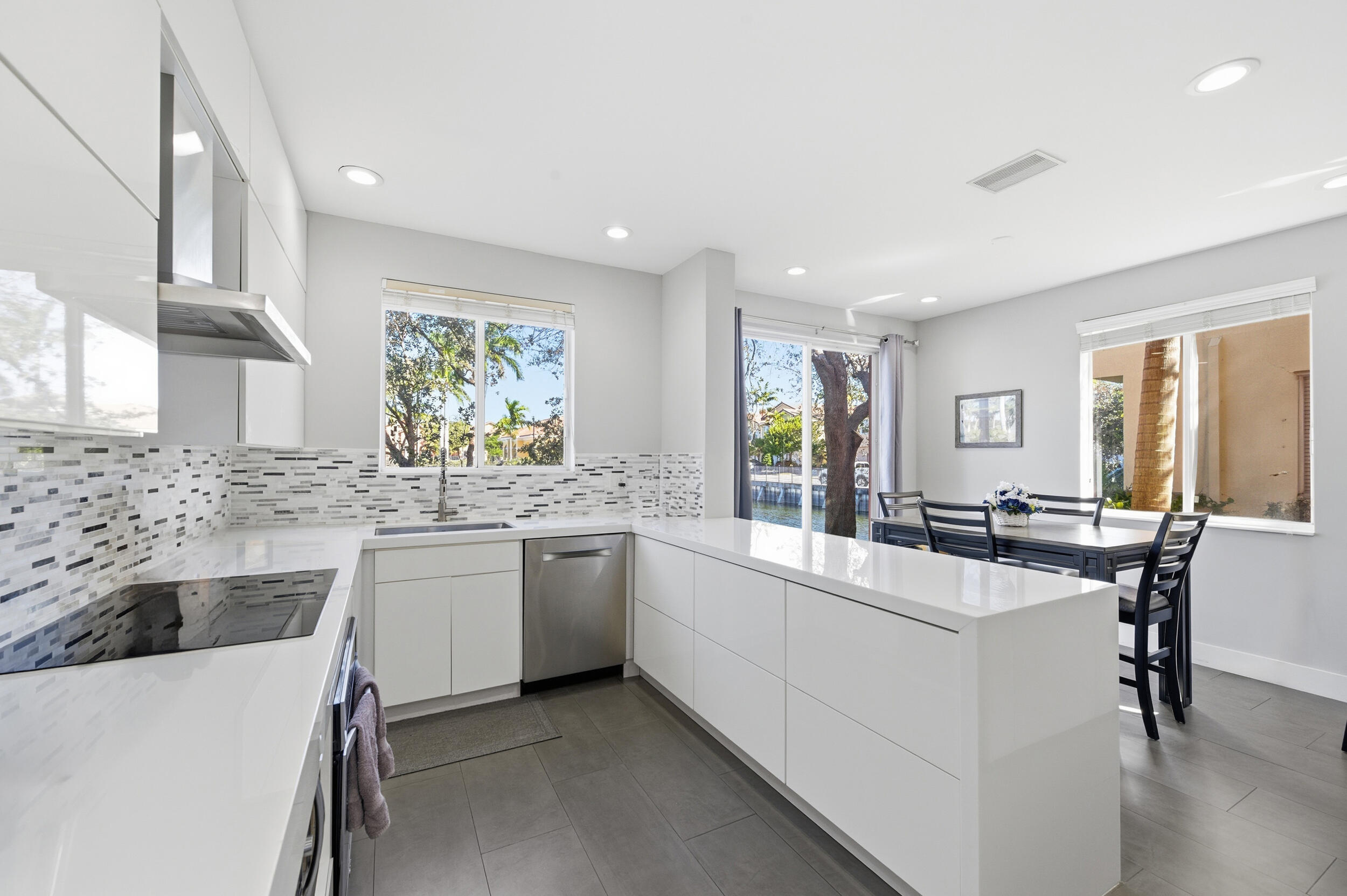 SIERRA BAY - Residential