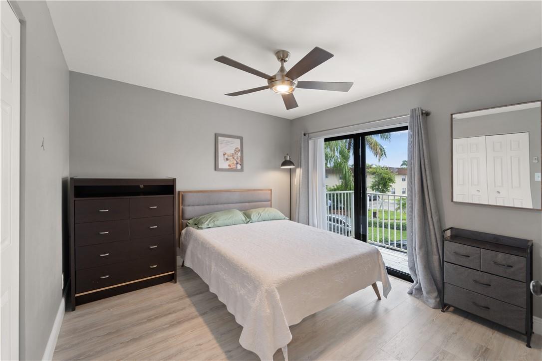 Palms at Lighthouse Point - Residential