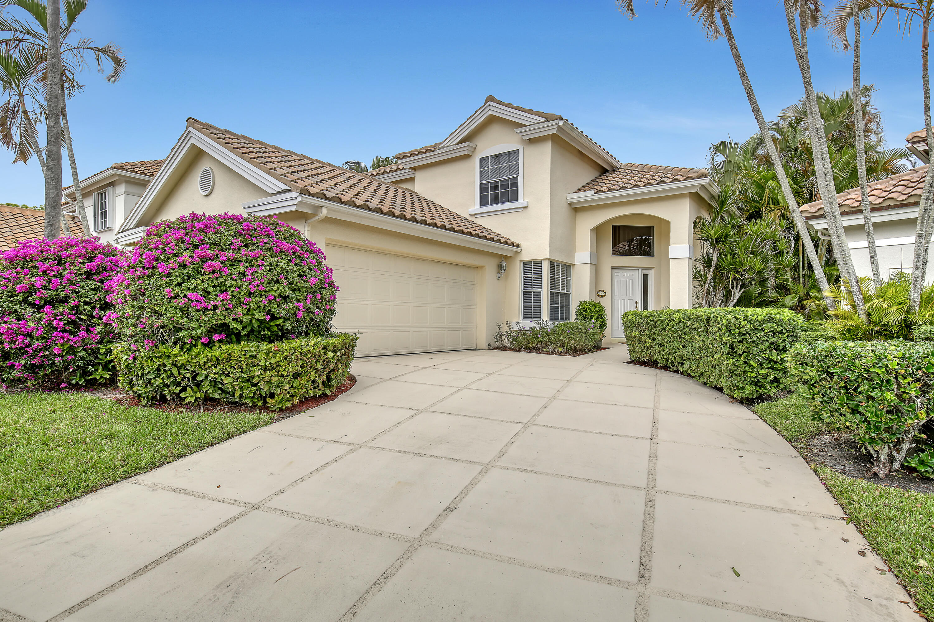 EAGLETON LAKES - Residential