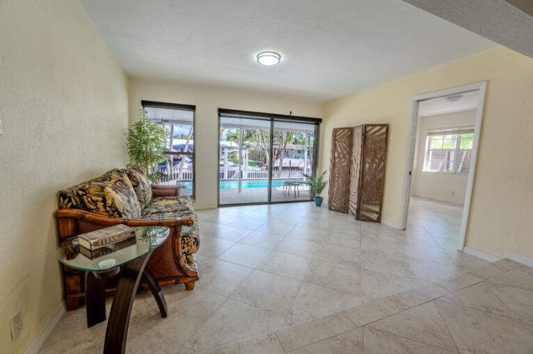 GILL ISLES - Residential