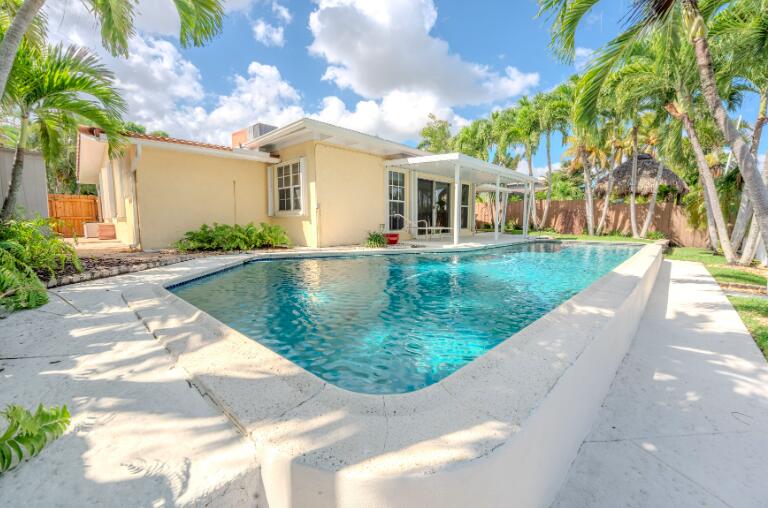 GILL ISLES - Residential