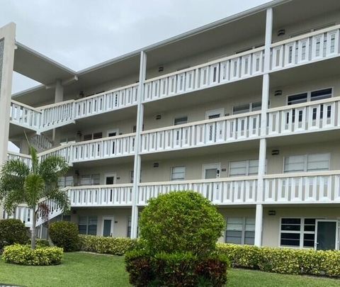 296 Grantham F Deerfield Beach FL 33442