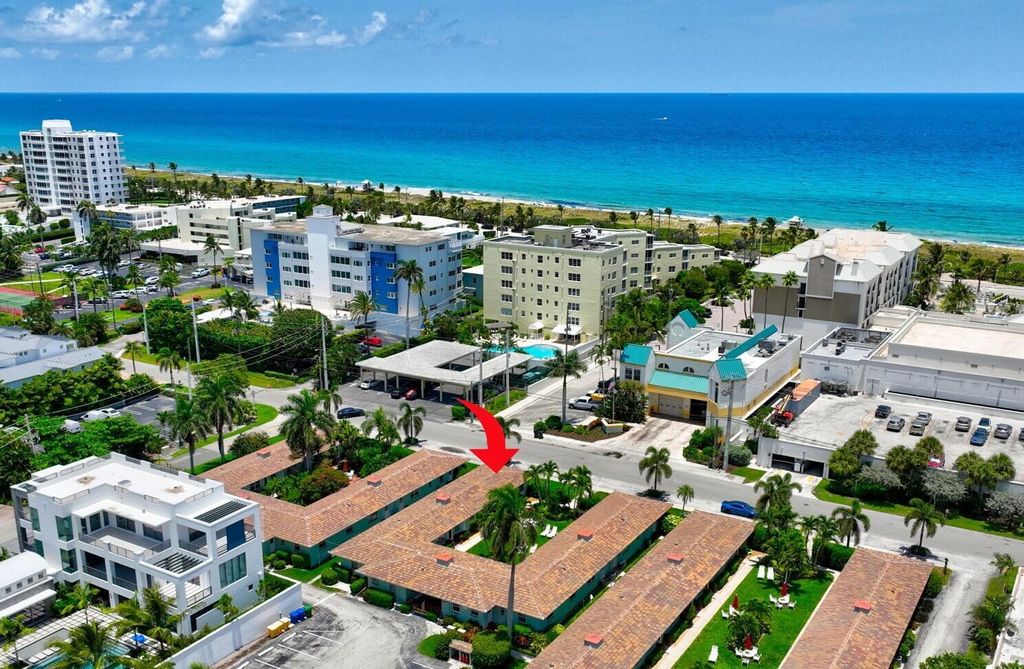 Photo of 30 Andrews Avenue #20-B, Delray Beach, FL 33483 (MLS # R11104027)