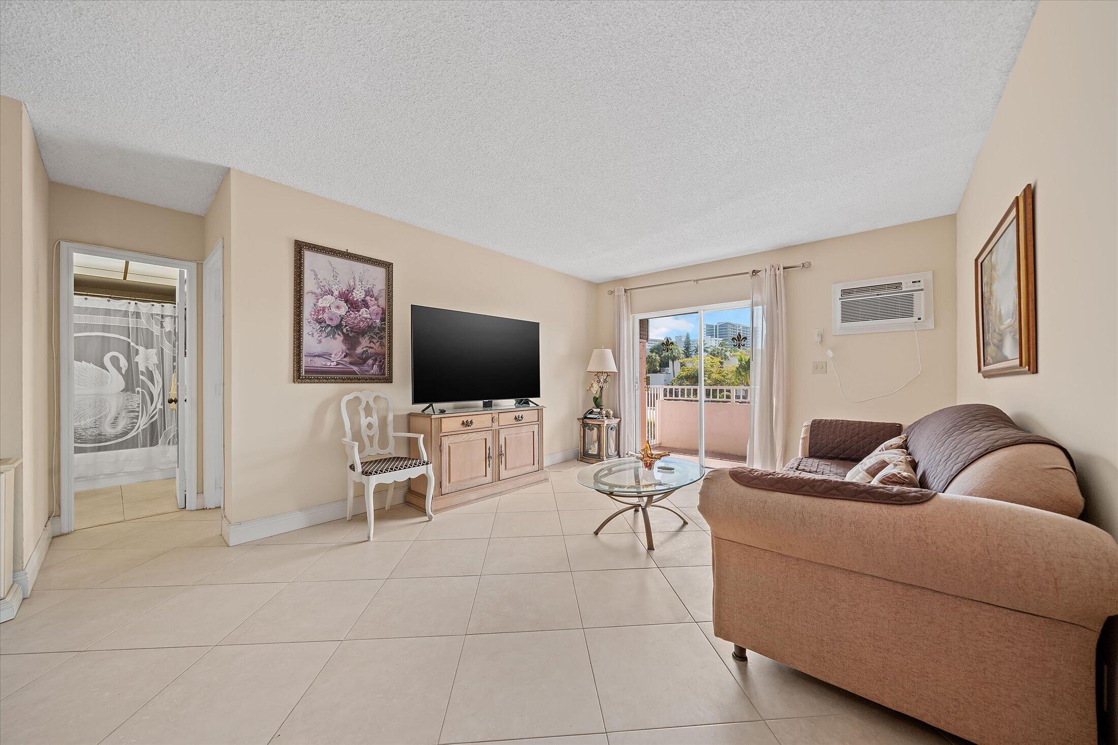 Leisure Shore - Residential