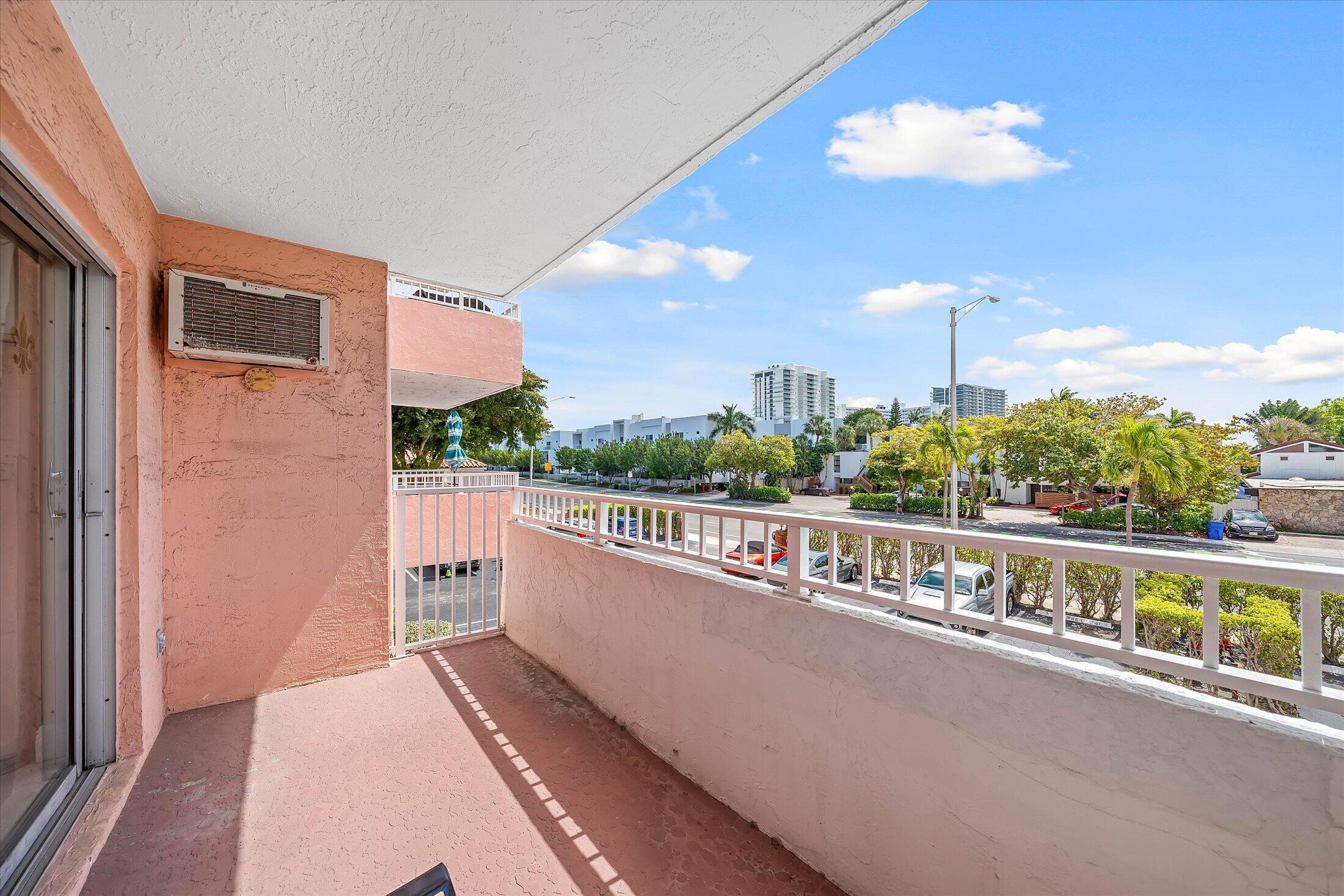 Leisure Shore - Residential