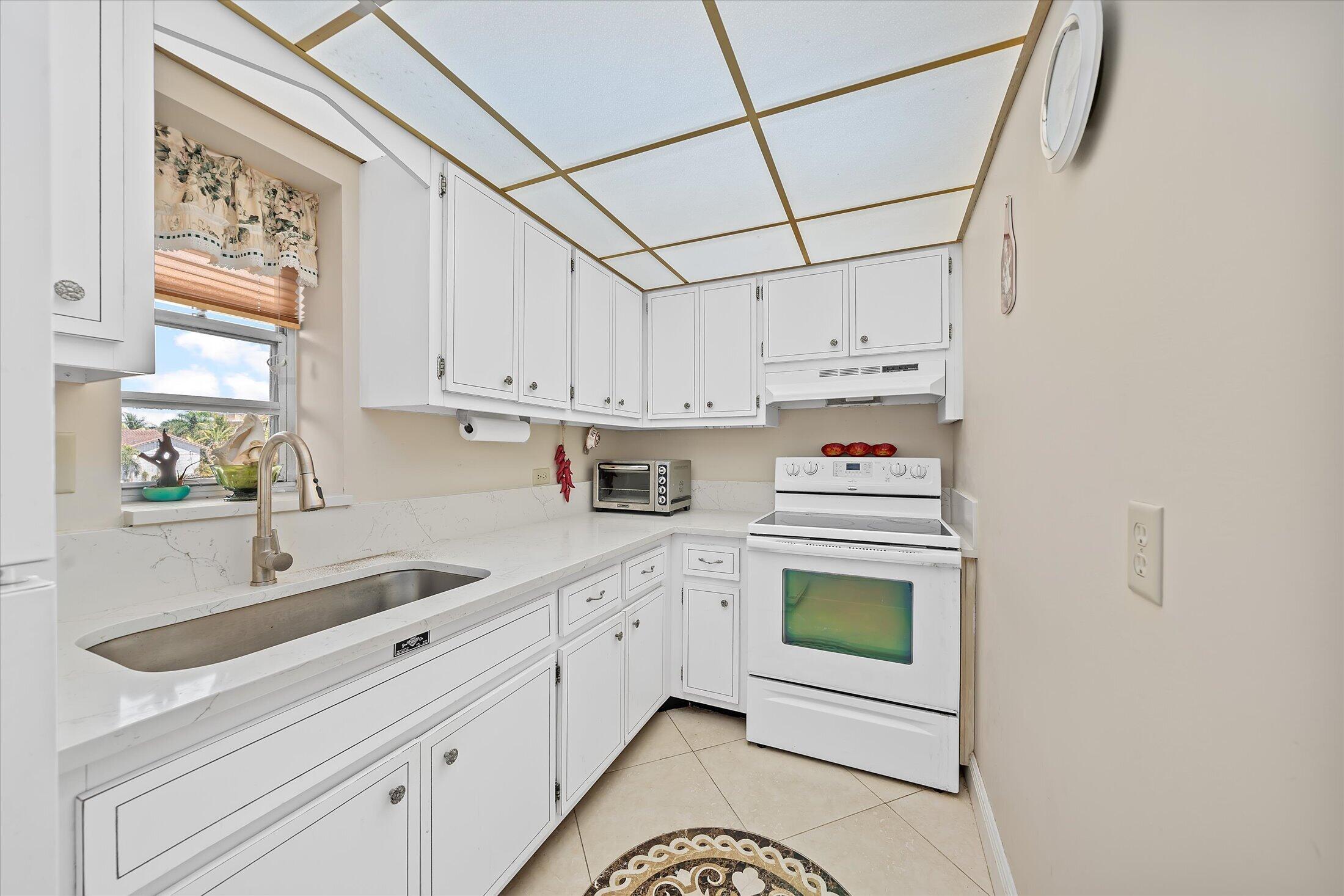 Leisure Shore - Residential