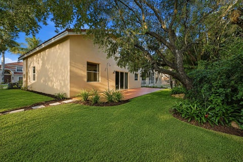 Tiny photo for 306 NW 115th Way, Coral Springs, FL 33071 (MLS # B26042562)