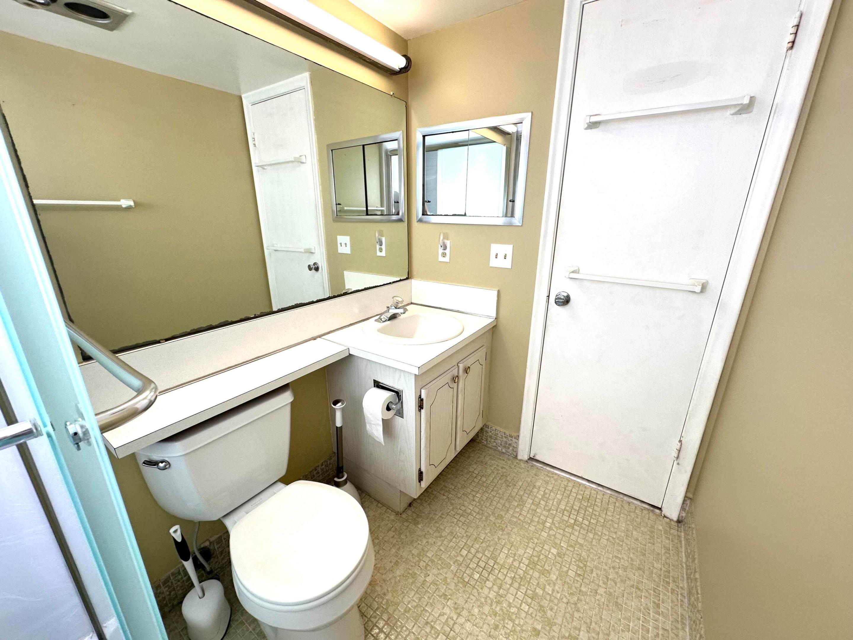 MARKHAM N CONDO - Residential